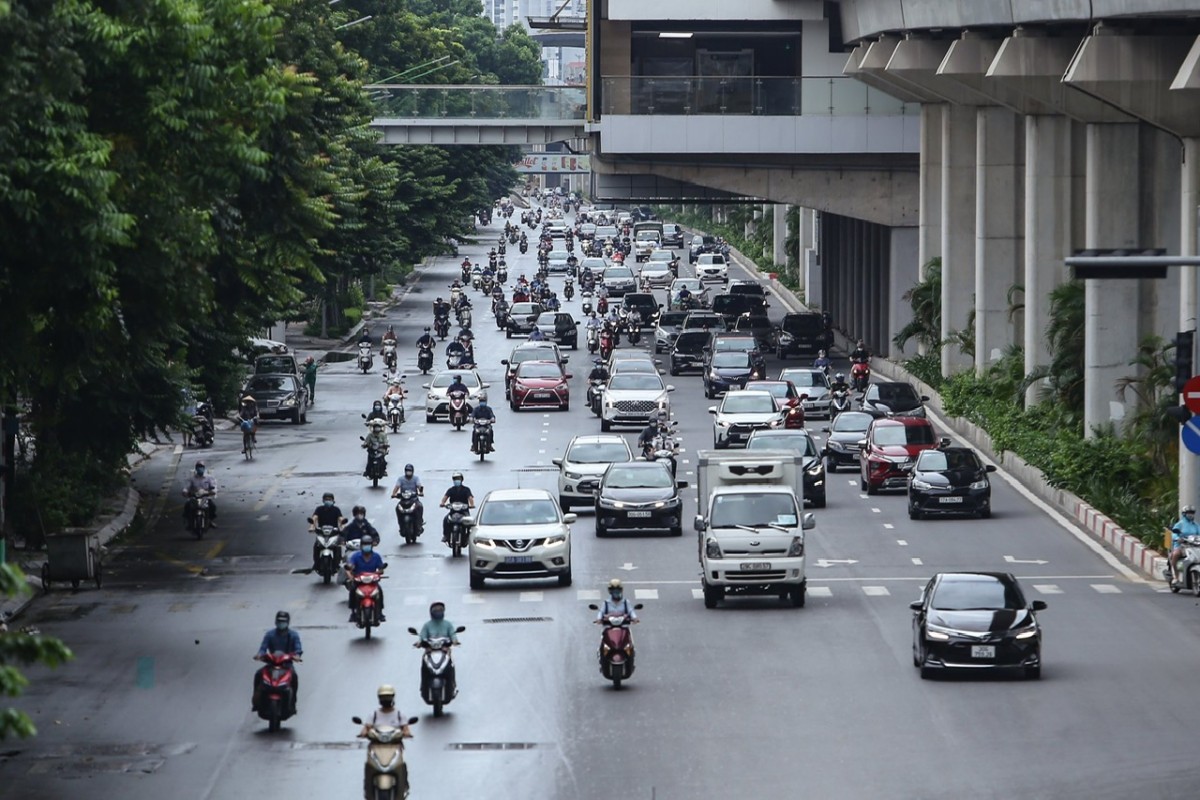 Dự báo thời tiết Hà Nội ngày 17/2: Nhiều mây, mưa nhỏ rải rác, trời se lạnh